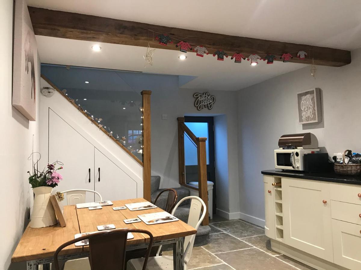 Rustic Retreats Jacks Cottage With Hot Tub & Alpaca Walking Experiences Matlock  Esterno foto