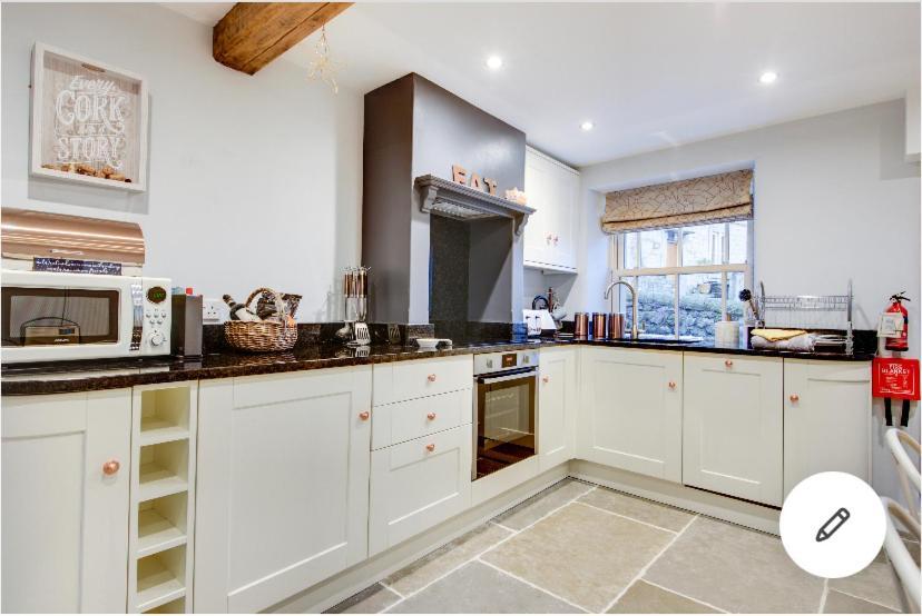 Rustic Retreats Jacks Cottage With Hot Tub & Alpaca Walking Experiences Matlock  Esterno foto